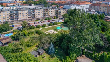 Prodej částečně zrekonstruovaného bytu 1+kk v Hradci Králové - Gočárova ulice