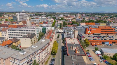 Prodej cihlového bytu 2+1 s možností úpravy na 3+kk, v centru Hradce Králové, Břetislavova ul.