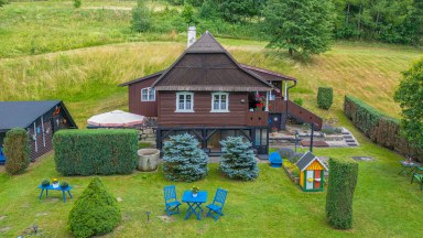 Výjimečná horská chalupa 2+1 s pozemkem 2 604 m² v Horních Teplicích u Adršpašsko-teplických skal