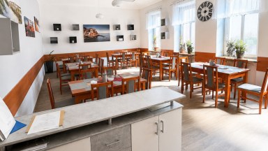 Pronájem vybavené restaurace se zahrádkou a tanečním sálem v Hradci Králové -Dům U Švagerků (329m2)