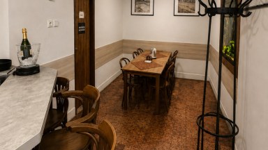 Pronájem vybavené restaurace se zahrádkou a tanečním sálem v Hradci Králové -Dům U Švagerků (329m2)