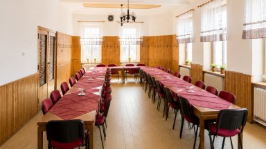 Pronájem vybavené restaurace se zahrádkou a tanečním sálem v Hradci Králové -Dům U Švagerků (329m2)