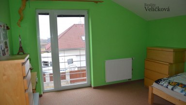 Prodej velmi pěkné novostavby rodinného domu 4+kk s garáží ve Vysoké nad Labem