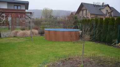 Prodej velmi pěkné novostavby rodinného domu 4+kk s garáží ve Vysoké nad Labem