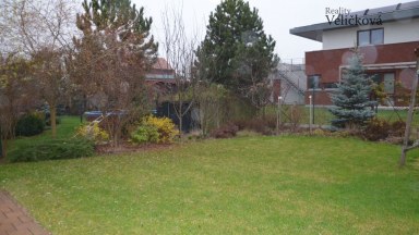 Prodej velmi pěkné novostavby rodinného domu 4+kk s garáží ve Vysoké nad Labem