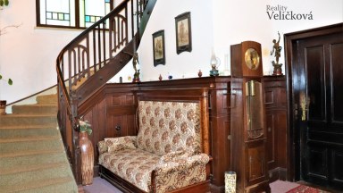 Prodej okouzlující vily  přímo na Horní Promenádě v centru Janských Lázní 