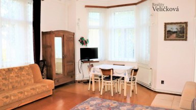 Prodej okouzlující vily  přímo na Horní Promenádě v centru Janských Lázní 