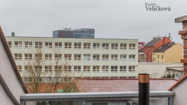 Nabízíme k prodeji nádherný mezonetový byt 3+kk v centru města Hradce Králové