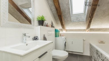 Nabízíme k prodeji nádherný mezonetový byt 3+kk v centru města Hradce Králové