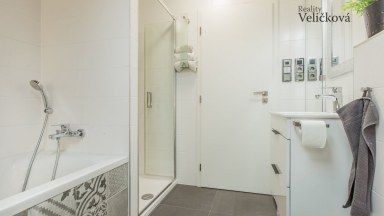 Nabízíme k prodeji nádherný mezonetový byt 3+kk v centru města Hradce Králové