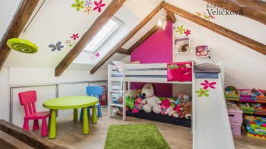 Nabízíme k prodeji nádherný mezonetový byt 3+kk v centru města Hradce Králové