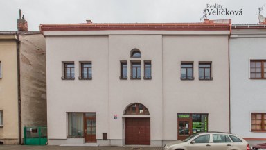 Nabízíme k prodeji nádherný mezonetový byt 3+kk v centru města Hradce Králové