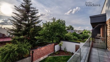 Prodej luxusního bytu s terasou 3+kk v Hradci Králové ulice Rubešova