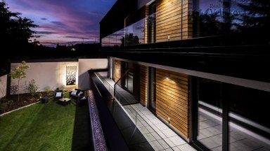 Prodej luxusního bytu s velkou terasou a klimatizací 3+kk v Hradci Králové ulice Rubešova