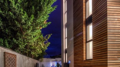 Prodej luxusního bytu s velkou terasou a klimatizací 3+kk v Hradci Králové ulice Rubešova