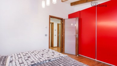 Prodej pěkných rodinného domu s výhledem na hory ve Starých Bukách (okr. Trutnov) 