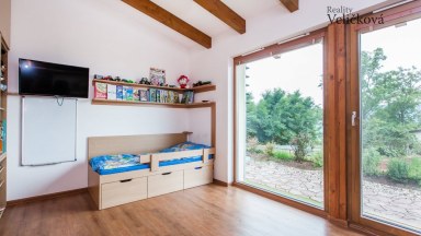 Prodej pěkných rodinného domu s výhledem na hory ve Starých Bukách (okr. Trutnov) 