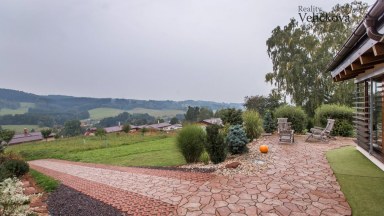 Prodej pěkných rodinného domu s výhledem na hory ve Starých Bukách (okr. Trutnov) 