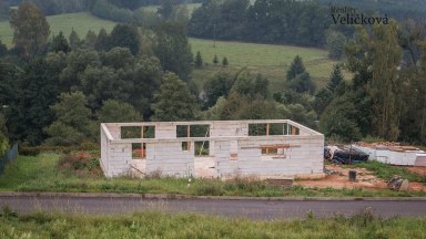 Prodej pěkných rodinného domu s výhledem na hory ve Starých Bukách (okr. Trutnov) 