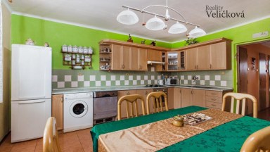 Prostorný rodinný dům v krásném místě Pardubic - Svítkova