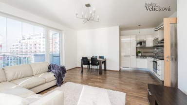 Nabízíme krásný vybavený byt 3+kk v novostavbě s garáž. stáním v Dolních Měcholupech (Praha 10)