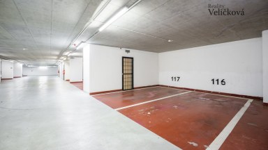 Nabízíme krásný vybavený byt 3+kk v novostavbě s garáž. stáním v Dolních Měcholupech (Praha 10)