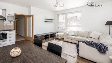 Nabízíme krásný vybavený byt 3+kk v novostavbě s garáž. stáním v Dolních Měcholupech (Praha 10)