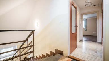 Prodej krásného rekonstruovaného rodinného domu v Hradci Králové v blízkosti centra