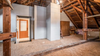 Prodej krásného rekonstruovaného rodinného domu v Hradci Králové v blízkosti centra