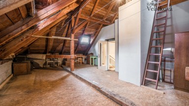 Prodej krásného rekonstruovaného rodinného domu v Hradci Králové v blízkosti centra