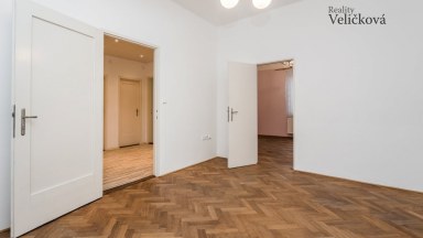 Prodej krásného rekonstruovaného rodinného domu v Hradci Králové v blízkosti centra