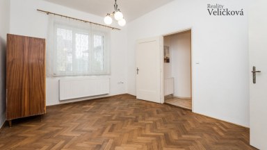 Prodej krásného rekonstruovaného rodinného domu v Hradci Králové v blízkosti centra