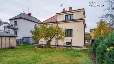 Prodej krásného rekonstruovaného rodinného domu v Hradci Králové v blízkosti centra