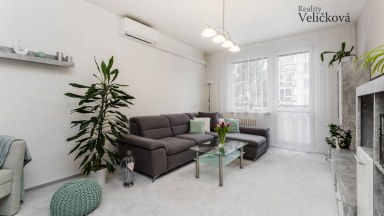 Prodej krásného bytu 3+1 s balkonem a klimatizací v Hradci Králové- Moravské Předměstí
