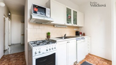 Prodej prostorného bytu 2+1 v Hradci Králové v ulici Formánkova (Moravské Př.)