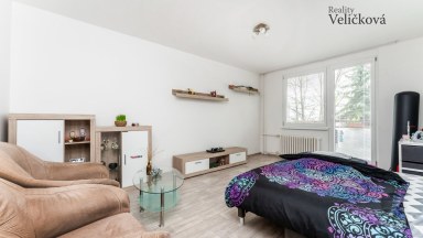 Prodej prostorného bytu 2+1 v Hradci Králové v ulici Formánkova (Moravské Př.)