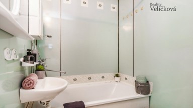 Prodej slunného bytu 3+1, 74 m2, ul. Bratří Štefanů, Hradec Králové – SP přímo u Polikliniky II.