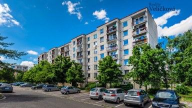 Prodej krásného bytu 3+1, 80 m2, ul. Brožíkova, Hradec Králové – Moravské Předměstí