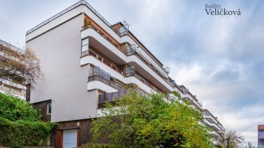Prodej krásného zděného bytu 3+1, ul. Ve Střešovičkách,  s úžasným výhledem na centrum Prahy