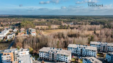 Luxusní byt 3+kk v novostavbě z r. 2020 v Hradci Králové - Malšovicích s krytým garážovým stáním