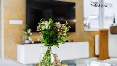 Luxusní byt 3+kk v novostavbě z r. 2020 v Hradci Králové - Malšovicích s krytým garážovým stáním