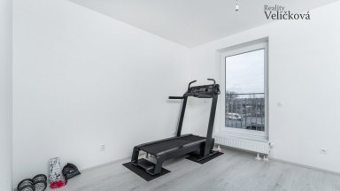 Luxusní byt 3+kk v novostavbě z r. 2020 v Hradci Králové - Malšovicích s krytým garážovým stáním