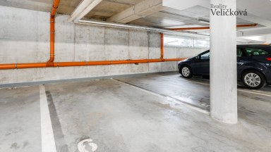 Luxusní byt 3+kk v novostavbě z r. 2020 v Hradci Králové - Malšovicích s krytým garážovým stáním