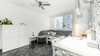 Kompletně zrekonstruovaný byt 3+kk v Malšovicích v nízkopodlažní budově