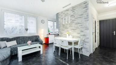 Kompletně zrekonstruovaný byt 3+kk v Malšovicích v nízkopodlažní budově
