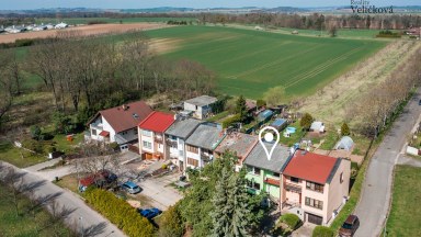 Prodej řadového rodinného domu na krásném místě v obci Skalice - jen 6 km od centra Hradce Králové