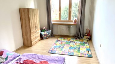 Pronájem slunného bytu 3+1 Na Občinách