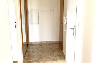 Pronájem slunného bytu 3+1 Na Občinách
