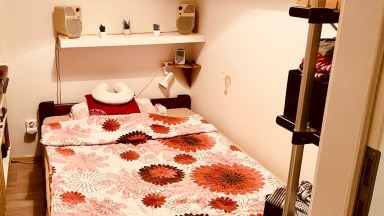 Pronájem bytu 1+kk se zasklenou lodžií v ulici Třebechovická na Slezském Předměstí 