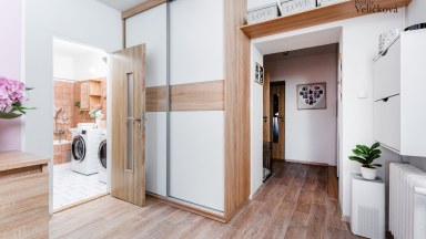Kouzelný podkrovní byt 3+kk v centru města Hradce Králové - ulice Čelakovského